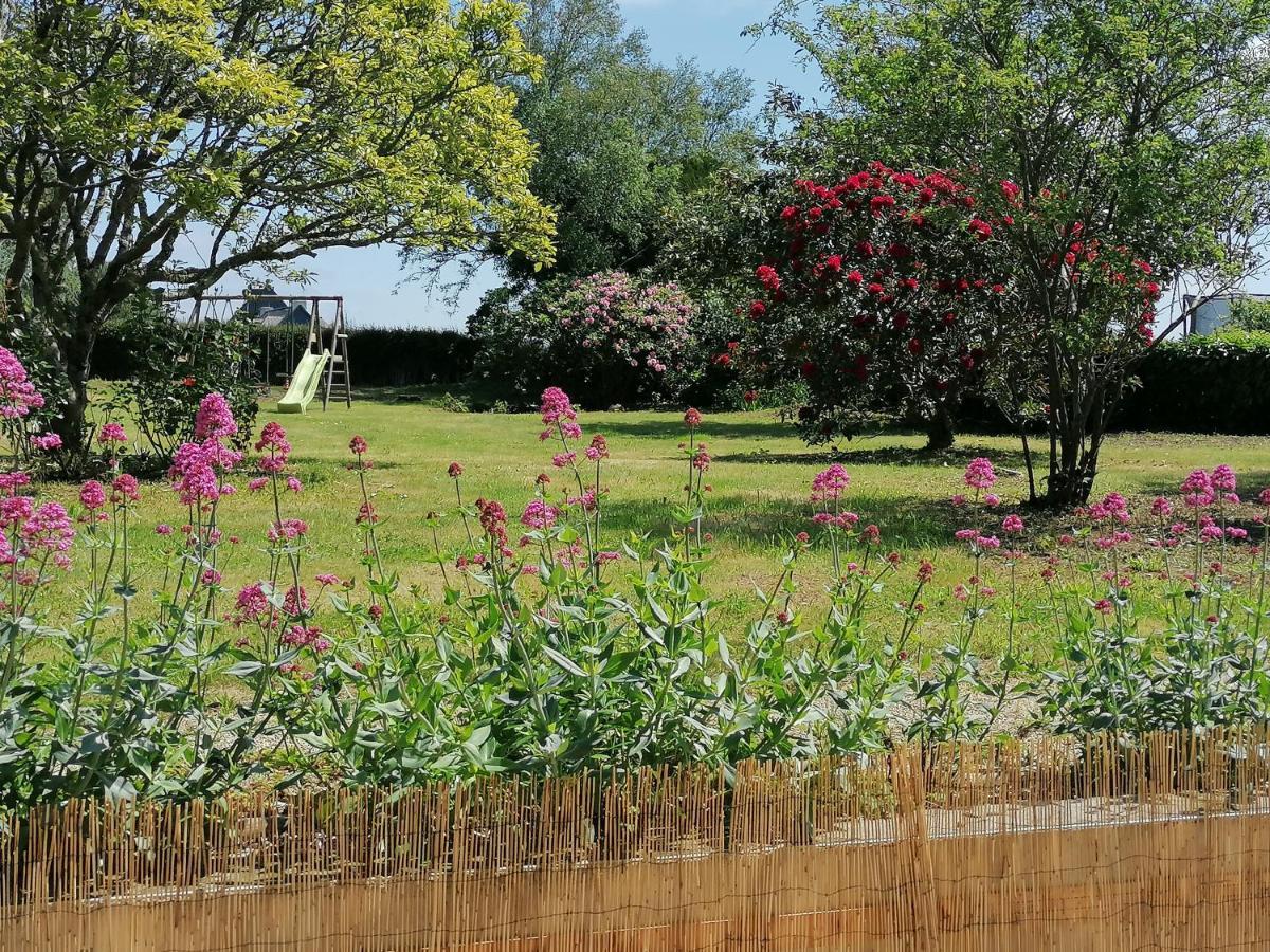 Gite 2 Pers Proche Plage Avec Jardin Clohars-Carnoët エクステリア 写真